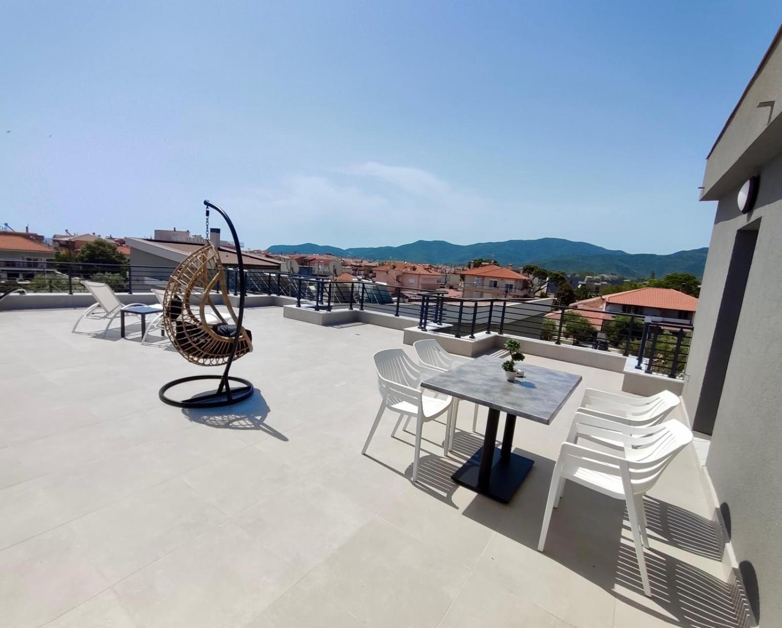 Four Shades Luxury Suites Sarti Exteriör bild