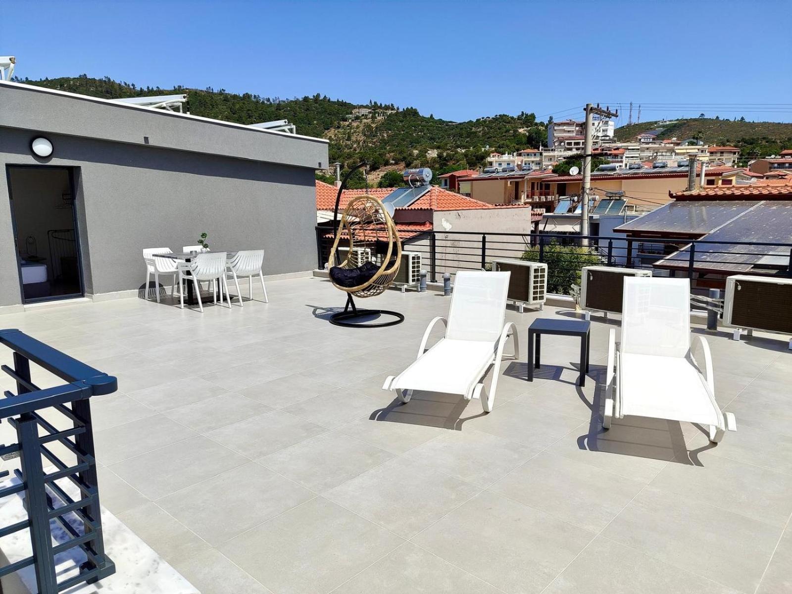 Four Shades Luxury Suites Sarti Exteriör bild