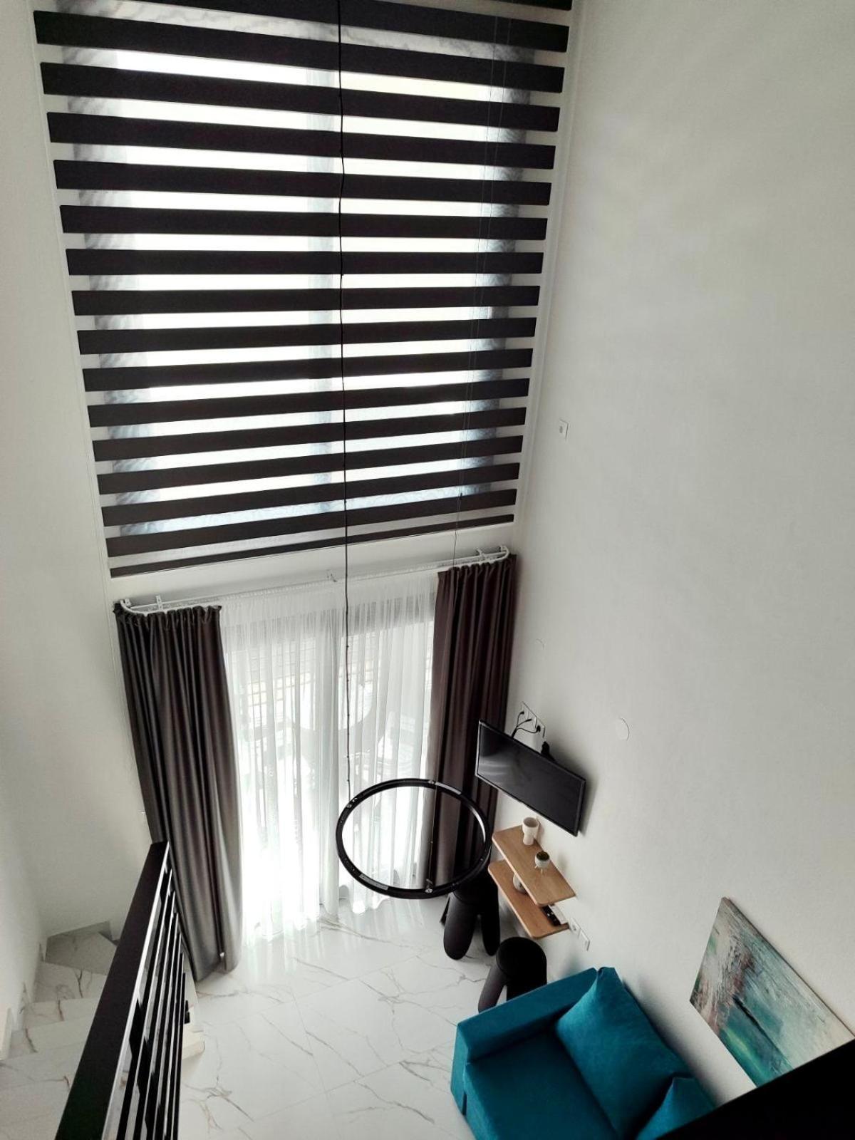 Four Shades Luxury Suites Sarti Exteriör bild