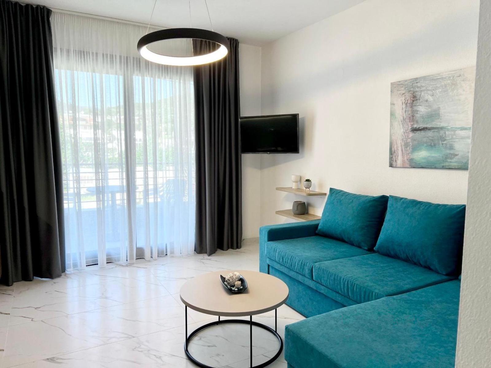 Four Shades Luxury Suites Sarti Exteriör bild